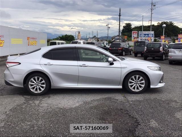 Toyota CAMRY HYBRID 2017-09 8244767-3