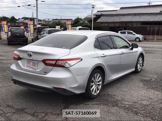 Toyota CAMRY HYBRID 2017-09 8244767-4