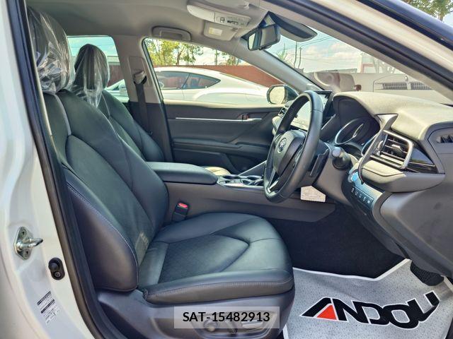 Toyota CAMRY HYBRID 2022-12 8313543-9