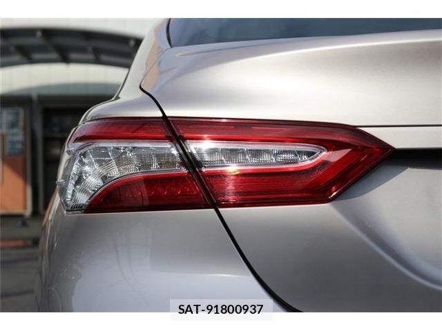 Toyota CAMRY HYBRID 2018-04 8313561-26