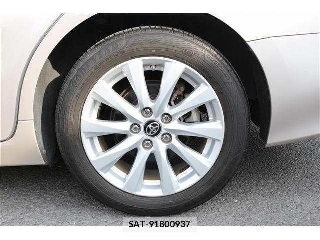 Toyota CAMRY HYBRID 2018-04 8313561-28
