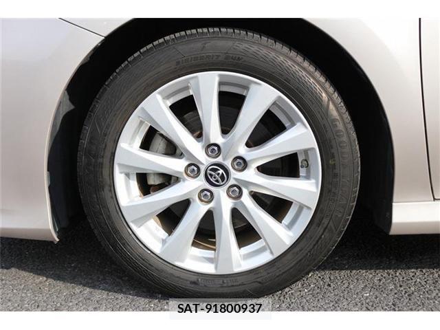 Toyota CAMRY HYBRID 2018-04 8313561-29
