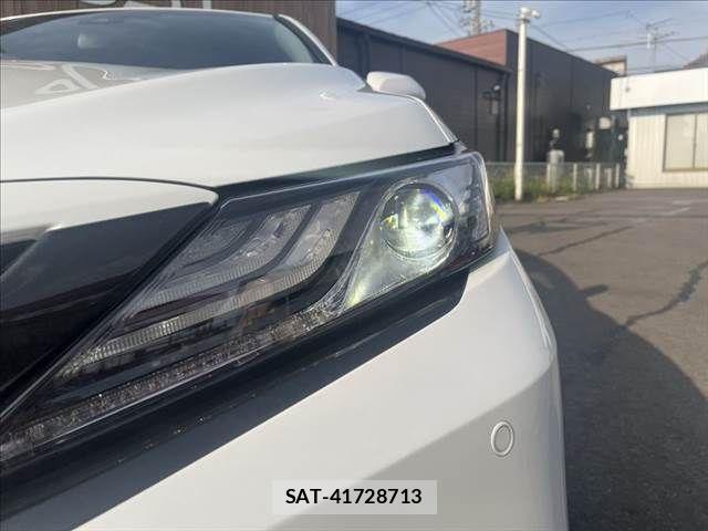 Toyota CAMRY HYBRID 2023-07 8313542-11