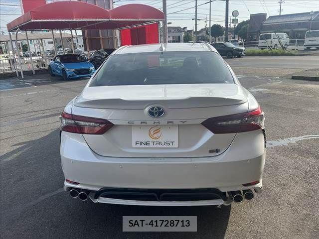 Toyota CAMRY HYBRID 2023-07 8313542-17
