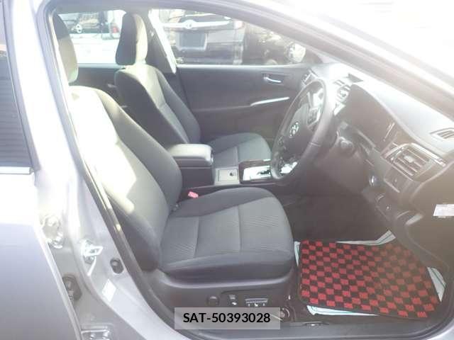 Toyota CAMRY HYBRID 2015-08 8313562-9