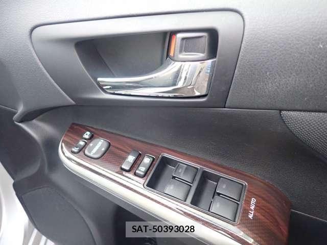 Toyota CAMRY HYBRID 2015-08 8313562-14
