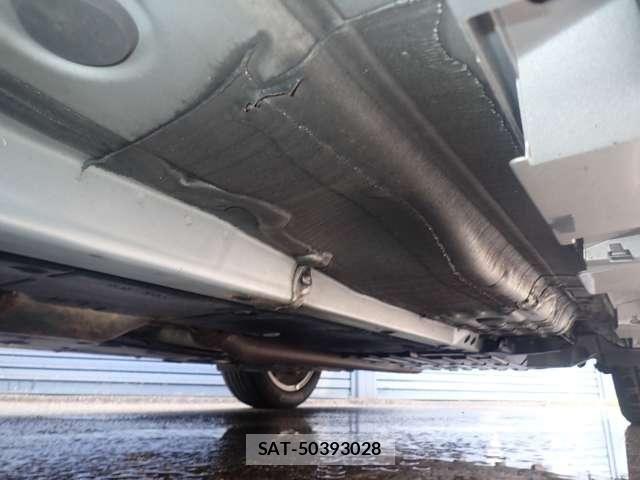 Toyota CAMRY HYBRID 2015-08 8313562-27