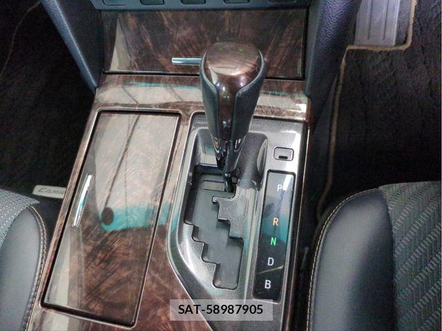 Toyota CAMRY HYBRID 2015-09 8313563-11