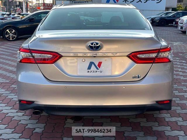Toyota CAMRY HYBRID 2017-12 8313556-14