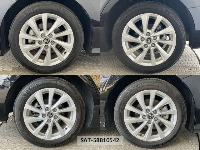 Toyota CAMRY HYBRID 2021-05 8313554-28