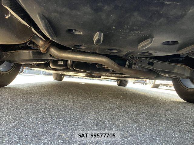 Toyota CAMRY HYBRID 2020-03 8313558-23