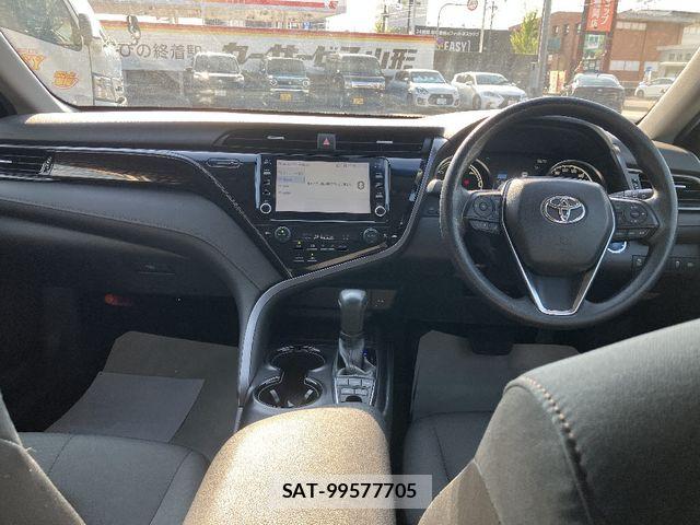 Toyota CAMRY HYBRID 2020-03 8313558-3