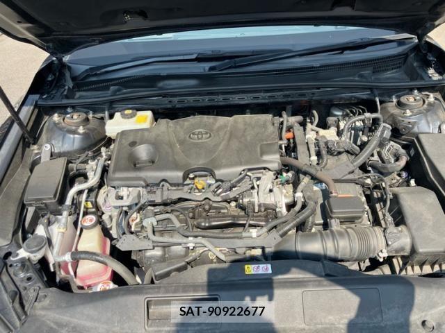 Toyota CAMRY HYBRID 2018-05 8335168-16