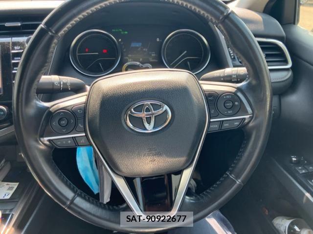 Toyota CAMRY HYBRID 2018-05 8335168-20