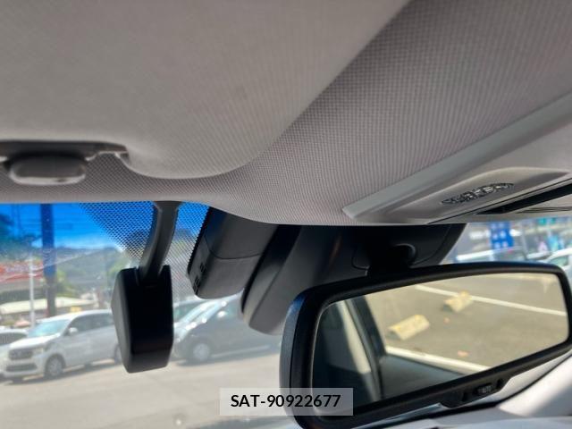 Toyota CAMRY HYBRID 2018-05 8335168-23