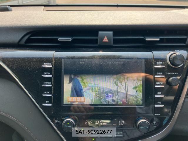 Toyota CAMRY HYBRID 2018-05 8335168-25
