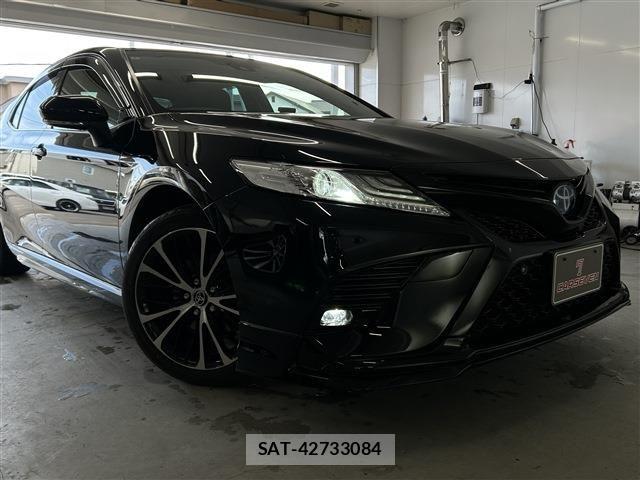 Toyota CAMRY HYBRID 2020-03 8335164-11