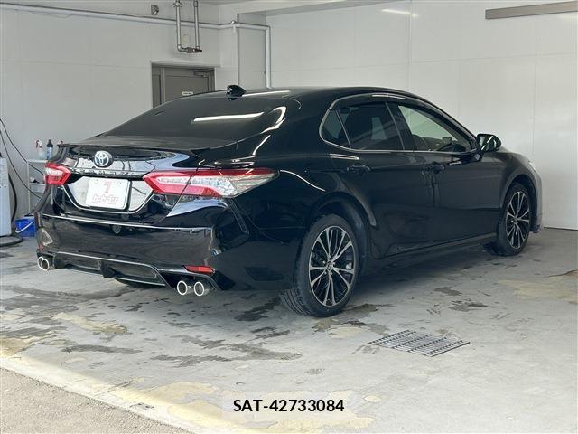 Toyota CAMRY HYBRID 2020-03 8335164-4