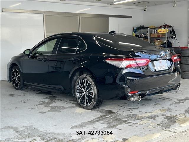 Toyota CAMRY HYBRID 2020-03 8335164-6