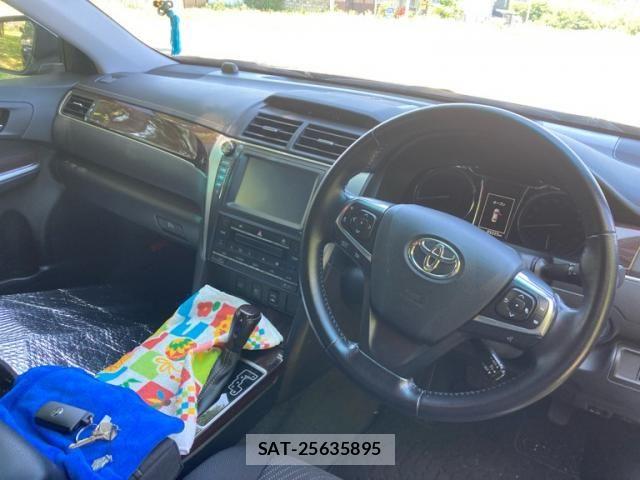 Toyota CAMRY HYBRID 2016-06 8334463-13