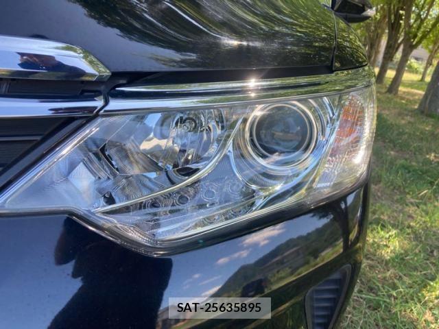 Toyota CAMRY HYBRID 2016-06 8334463-26