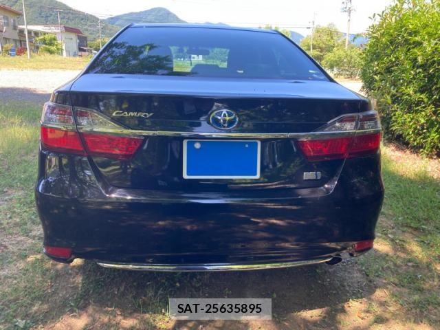 Toyota CAMRY HYBRID 2016-06 8334463-4