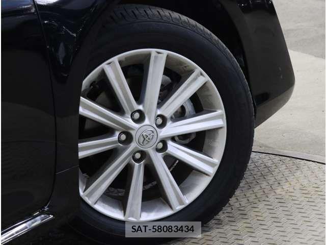 Toyota CAMRY HYBRID 2013-05 8334462-18