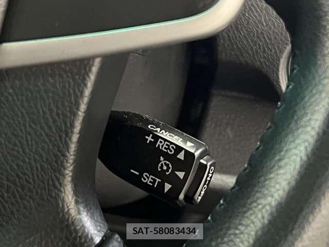 Toyota CAMRY HYBRID 2013-05 8334462-6