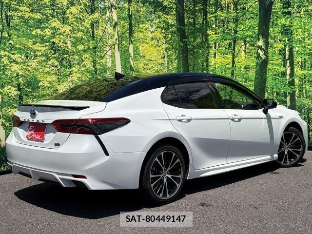 Toyota CAMRY HYBRID 2020-03 8335163-1