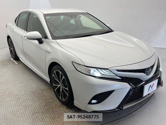 Toyota CAMRY HYBRID 2019-03 8335165-15