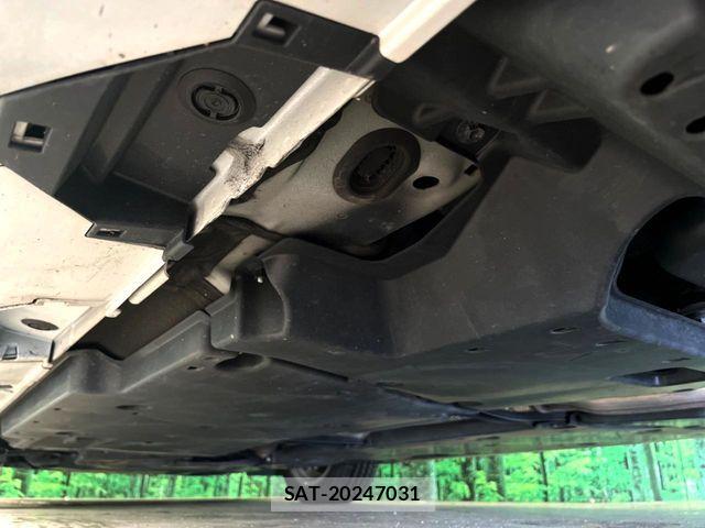 Toyota CAMRY HYBRID 2021-08 8335166-18