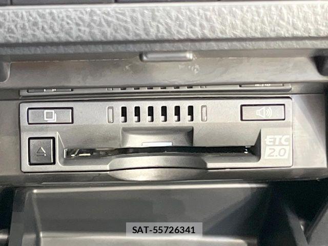 Toyota CAMRY HYBRID 2020-10 8354054-6