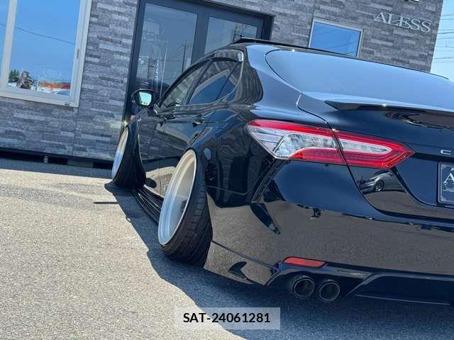 Toyota CAMRY HYBRID 2019-07 8354053-11
