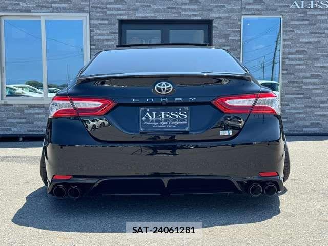 Toyota CAMRY HYBRID 2019-07 8354053-13