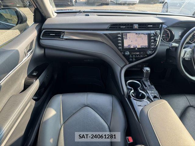Toyota CAMRY HYBRID 2019-07 8354053-16
