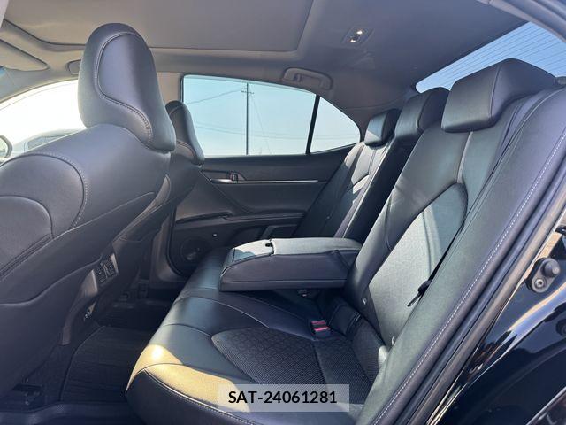 Toyota CAMRY HYBRID 2019-07 8354053-24