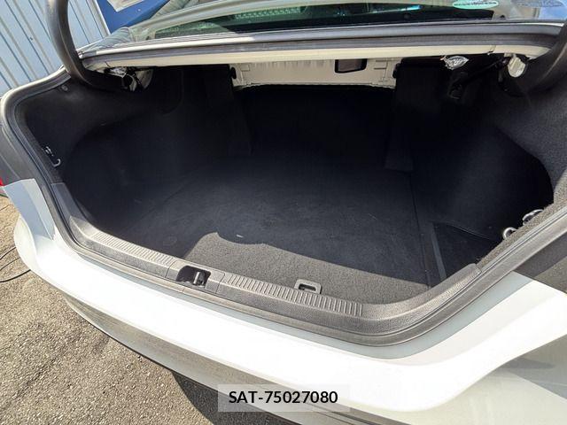 Toyota CAMRY HYBRID 2017-12 8354059-17
