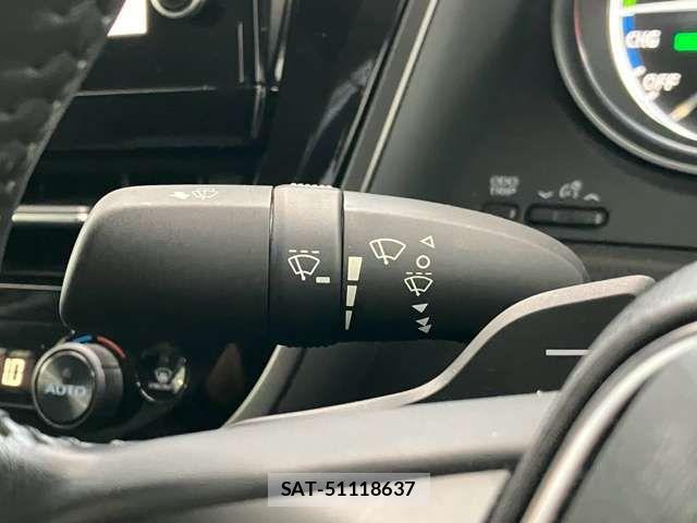 Toyota CAMRY HYBRID 2022-11 8354056-9