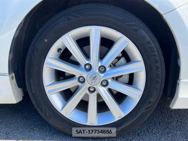 Toyota CAMRY HYBRID 2013-08 8354066-26
