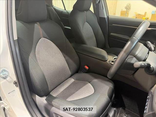 Toyota CAMRY HYBRID 2017-09 8365023-9