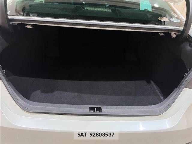 Toyota CAMRY HYBRID 2017-09 8365023-11