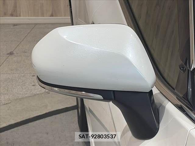 Toyota CAMRY HYBRID 2017-09 8365023-28