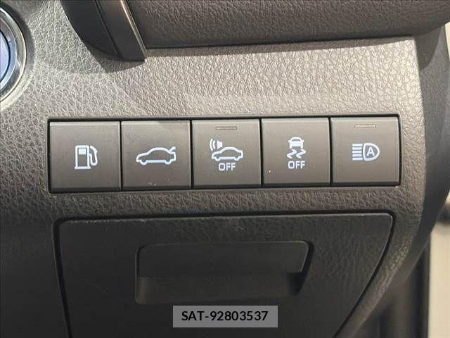 Toyota CAMRY HYBRID 2017-09 8365023-8