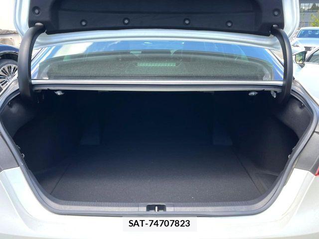 Toyota CAMRY HYBRID 2021-06 8365019-11