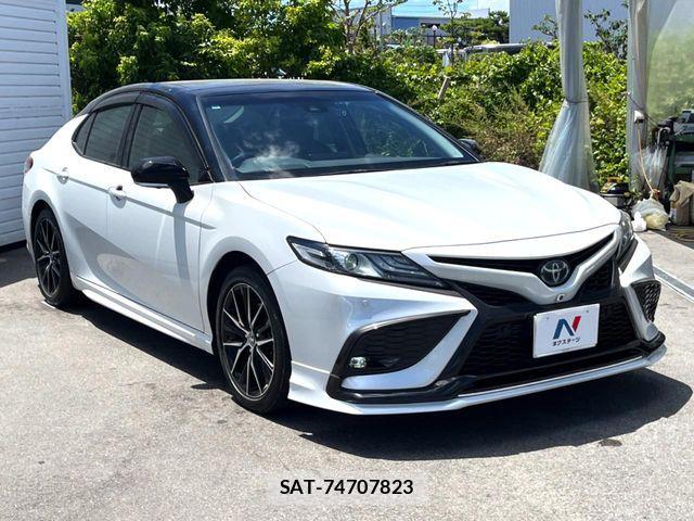 Toyota CAMRY HYBRID 2021-06 8365019-17