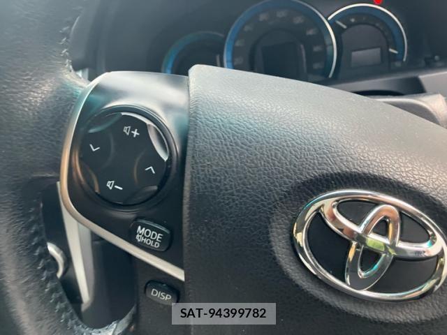 Toyota CAMRY HYBRID 2012-05 8365026-13