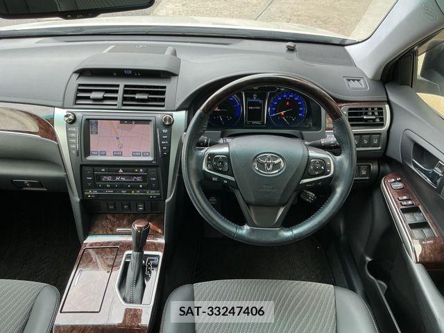 Toyota CAMRY HYBRID 2016-03 8365024-1