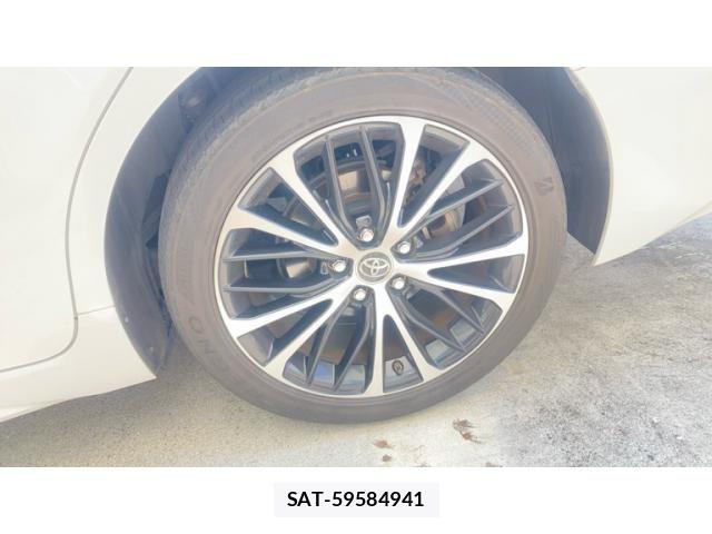 Toyota CAMRY HYBRID 2019-10 8365025-9