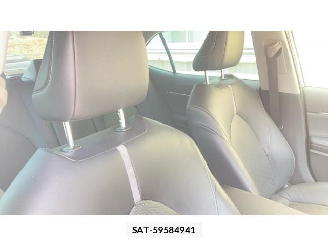 Toyota CAMRY HYBRID 2019-10 8365025-12