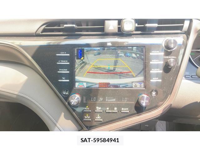 Toyota CAMRY HYBRID 2019-10 8365025-19